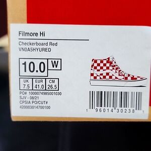 Unisex Van's Fillmore Style Red&White checkered. Size M 8.5/W 10